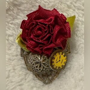 #1239 - VTG Steampunk Rosette Clock Leaf Brooch Pin Silver-tone & Red Rose